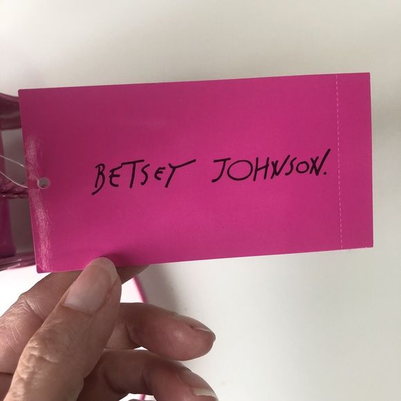 Betsey Johnson Pink Gummy Bear Crossbody Purse NWT - Picture 6 of 10